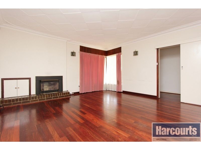 32 Ardessie Street, Ardross WA 6153