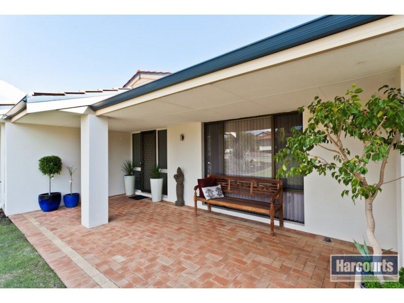 18 Chesters Way, Winthrop WA 6150