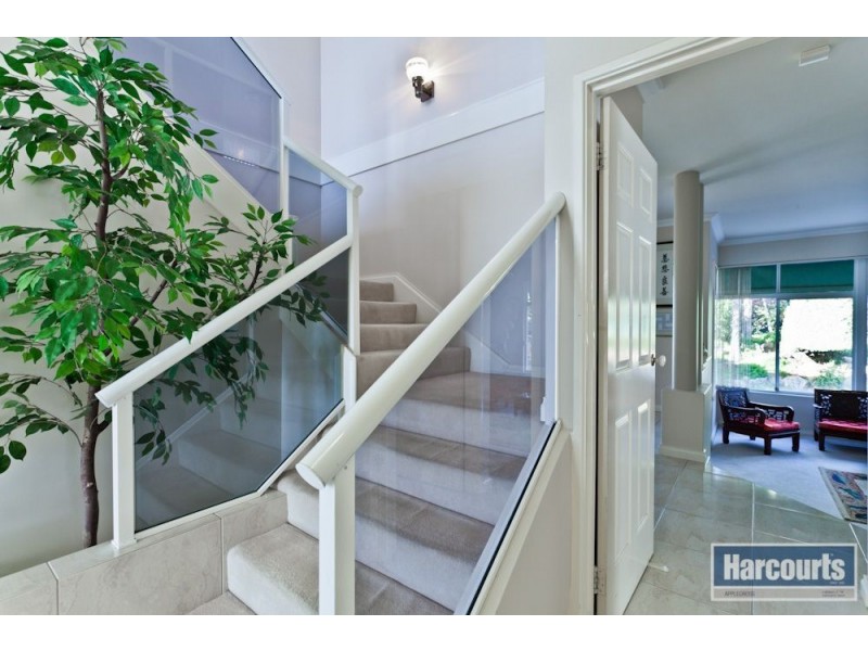 11 Mauldon Mews, Winthrop WA 6150