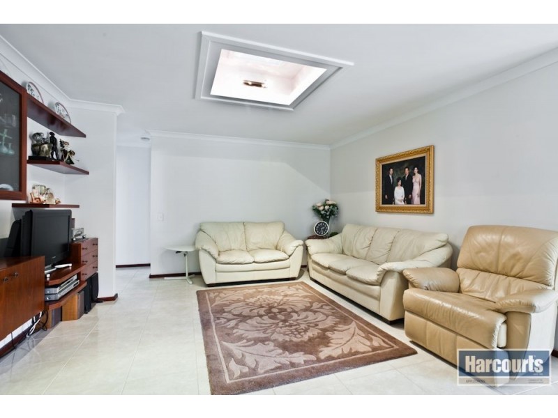 11 Henn Close, Winthrop WA 6150