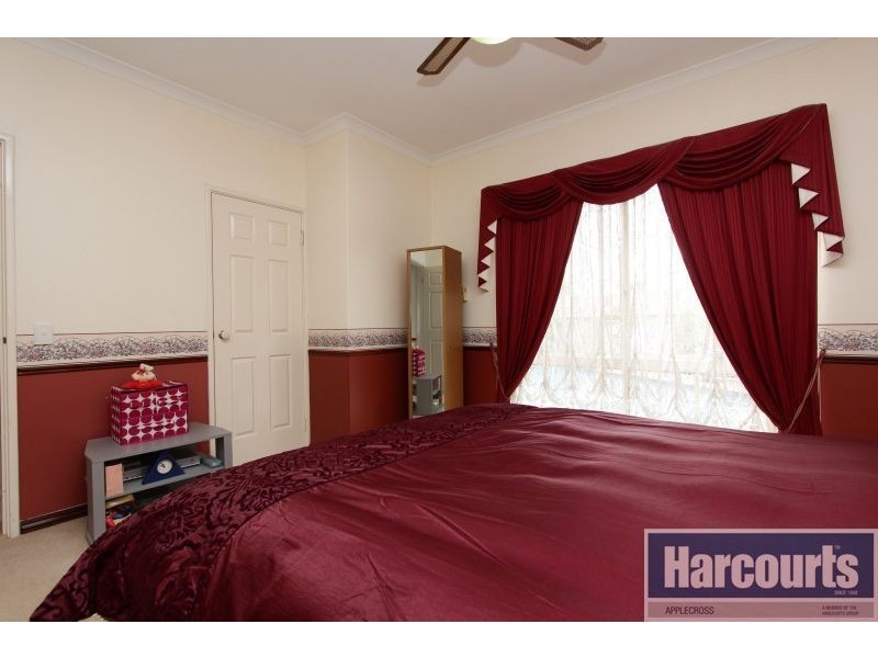 2 Craig Place, Winthrop WA 6150