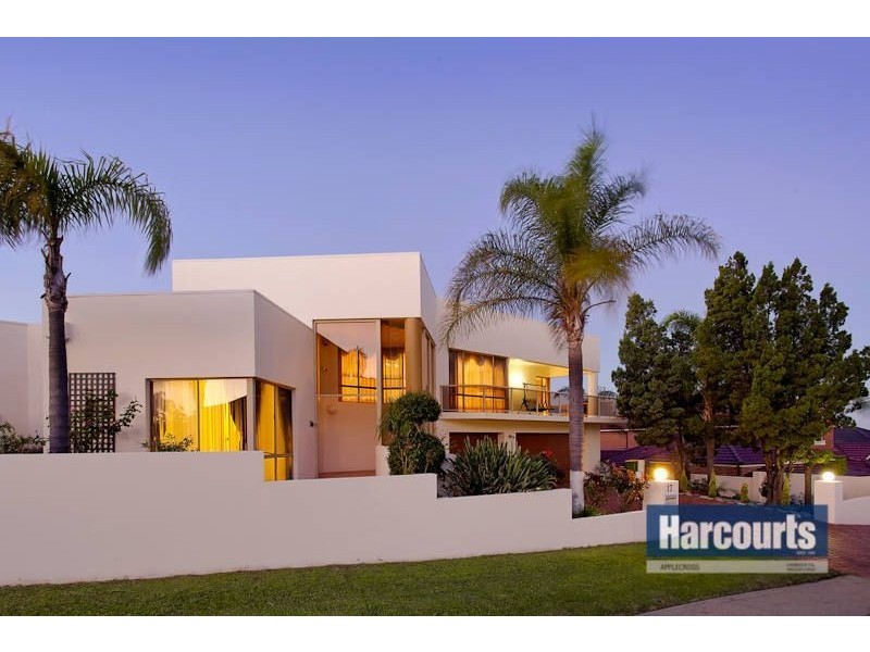 17 Riley Road, Kardinya WA 6163