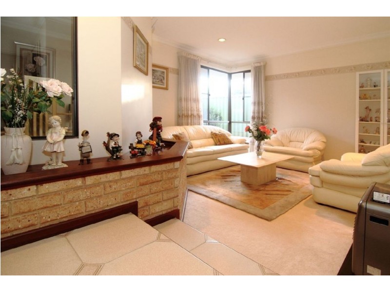 59 Paterson Gardens, Winthrop WA 6150