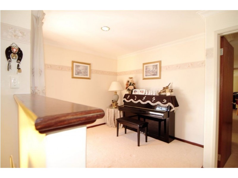 59 Paterson Gardens, Winthrop WA 6150