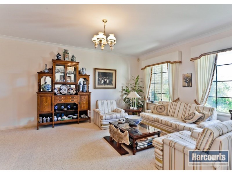 26 Allen Williams Pde, Winthrop WA 6150