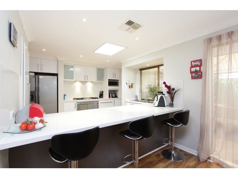 43 Le Souef Drive, Kardinya WA 6163