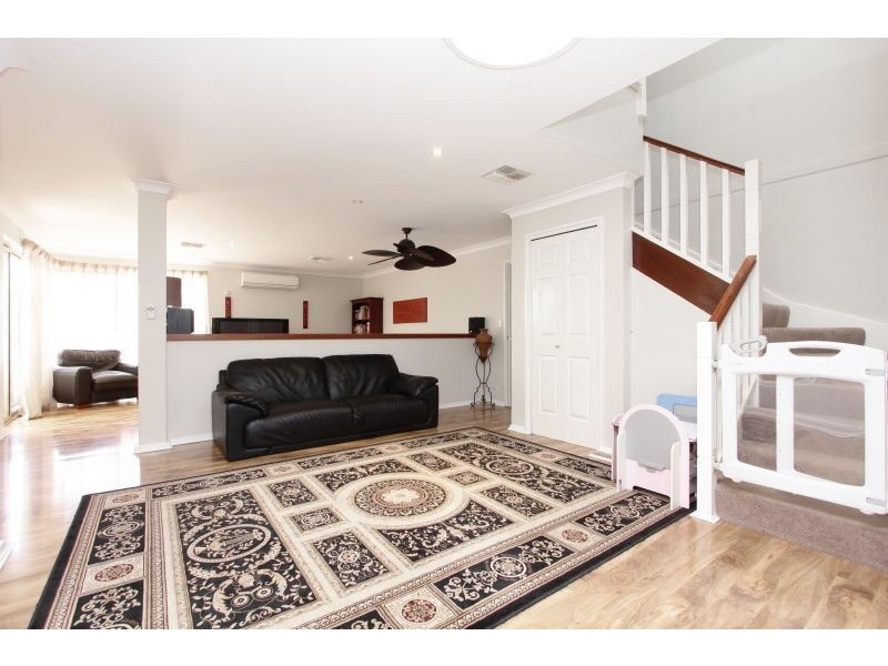 43 Le Souef Drive, Kardinya WA 6163