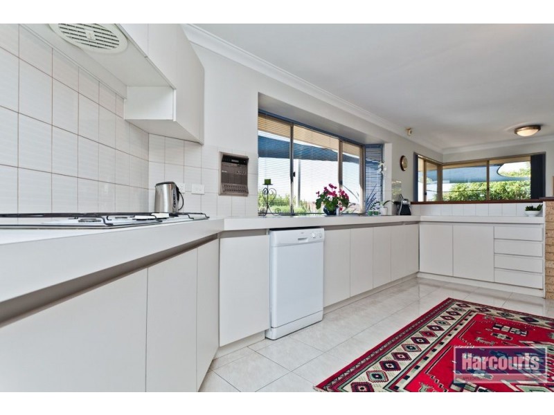 9 Ross Road, Kardinya WA 6163
