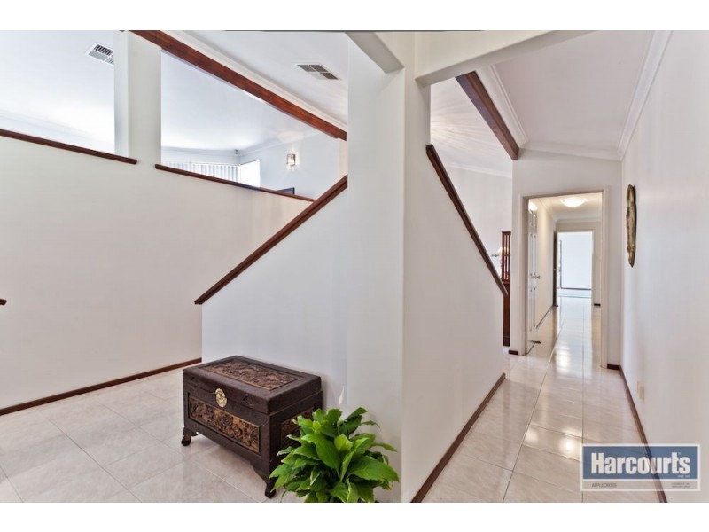 9 Ross Road, Kardinya WA 6163