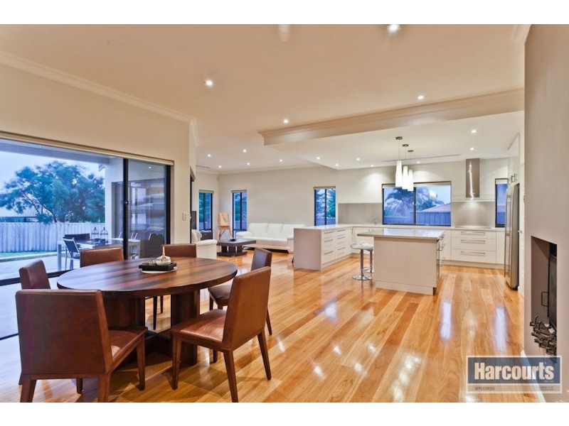 12 Boylen Rise, Winthrop WA 6150