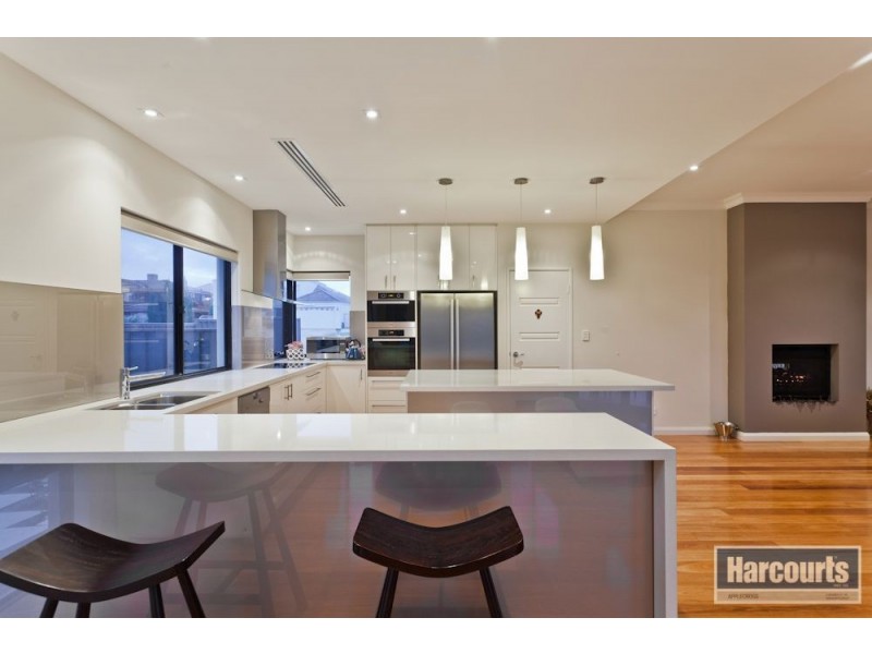 12 Boylen Rise, Winthrop WA 6150