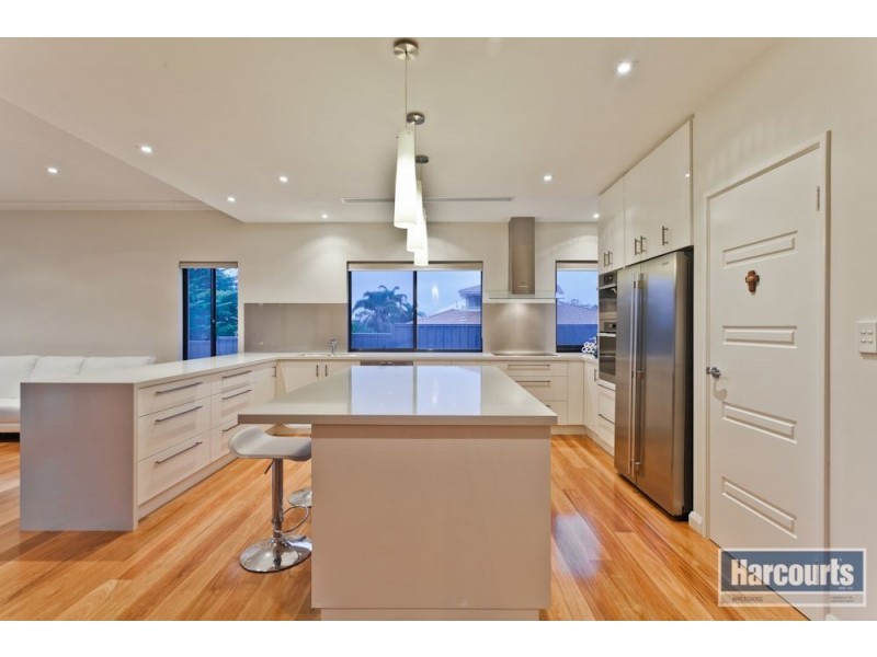 12 Boylen Rise, Winthrop WA 6150