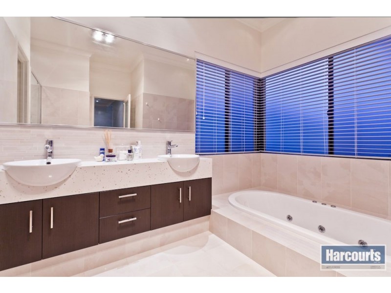 12 Boylen Rise, Winthrop WA 6150