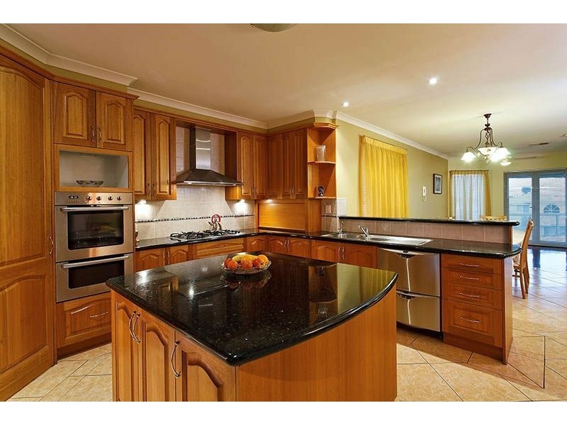 26 Ten Seldam Circle, Winthrop WA 6150