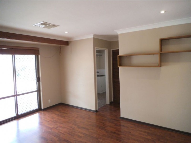 432 Spencer Road, Thornlie WA 6108