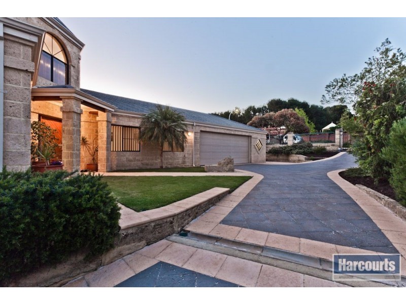 3 Rushton Court, Kardinya WA 6163