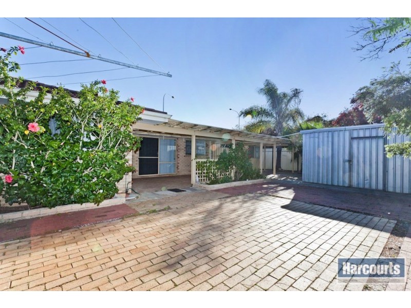 18 Hawke Pass, Bateman WA 6150