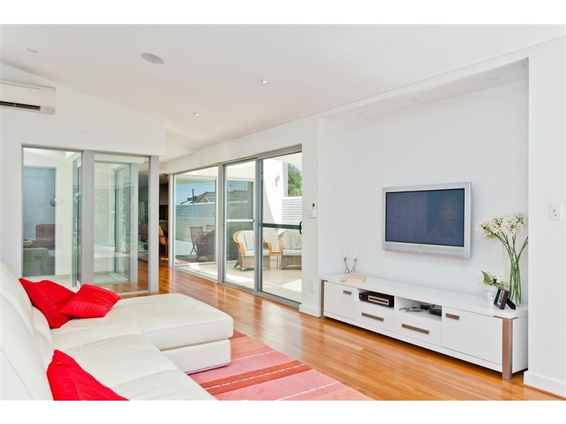 43B Melville Beach Road, Applecross WA 6153