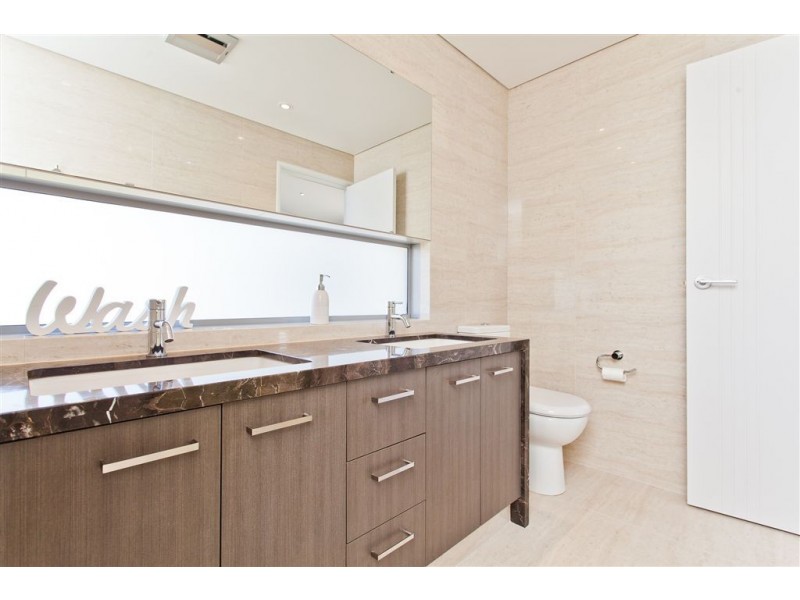 43B Melville Beach Road, Applecross WA 6153