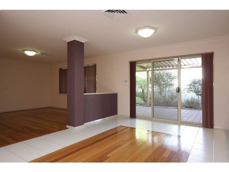 3 Law Court, Winthrop WA 6150