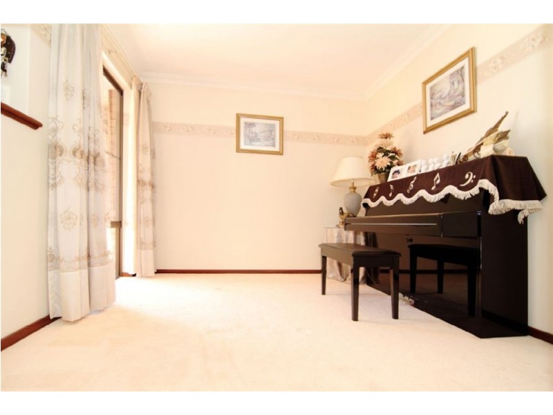 59 Paterson Gardens, Winthrop WA 6150