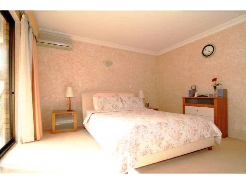 59 Paterson Gardens, Winthrop WA 6150