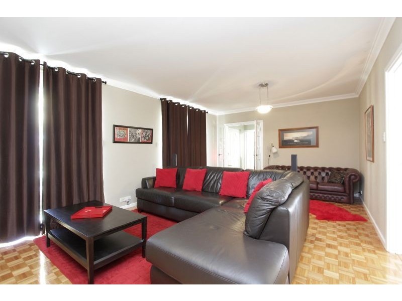 7 Exley Close, Kardinya WA 6163