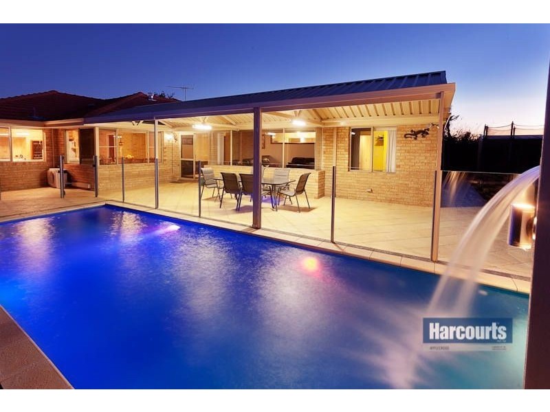 12 Timbrell Way, Leeming WA 6149