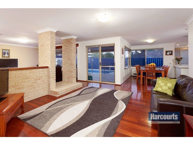 12 Timbrell Way, Leeming WA 6149