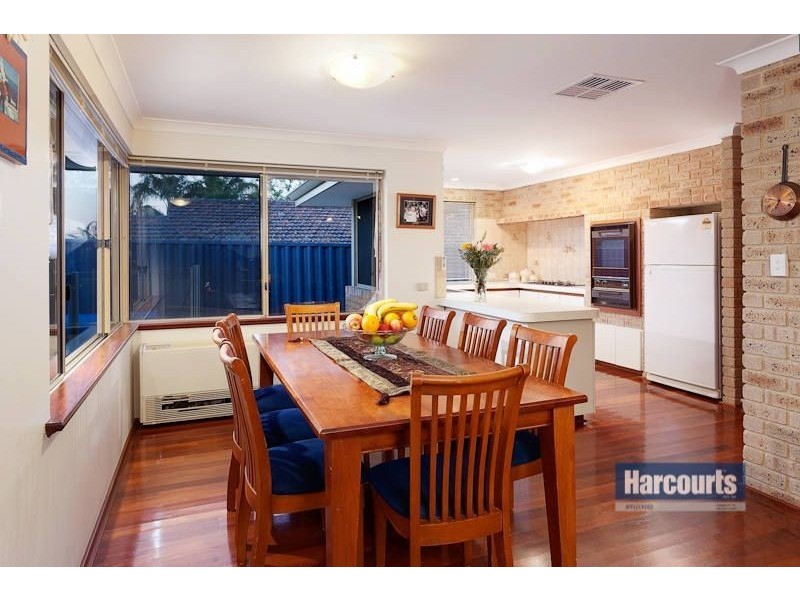 12 Timbrell Way, Leeming WA 6149