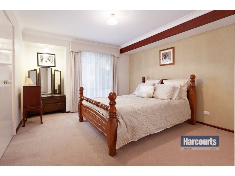 12 Timbrell Way, Leeming WA 6149