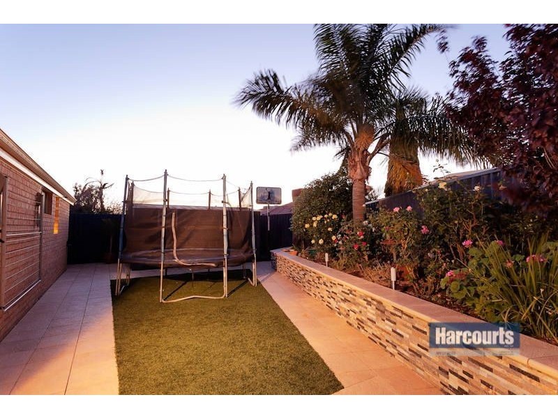 12 Timbrell Way, Leeming WA 6149