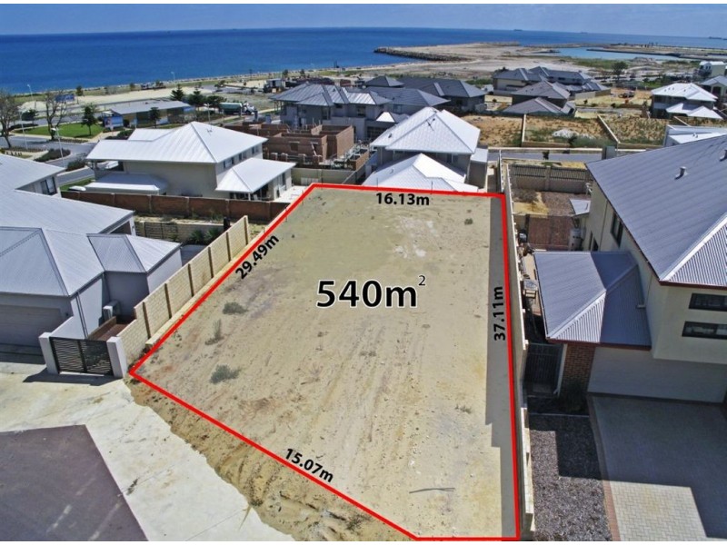 12 Mercator Close, North Coogee WA 6163