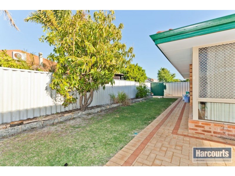 20 Eastwood Parade, Canning Vale WA 6155