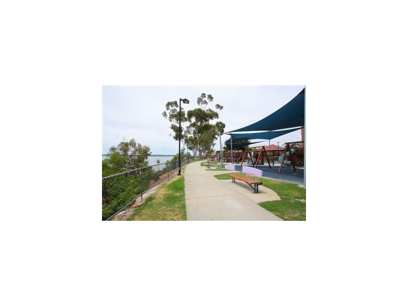 23 Macleod Road, Applecross WA 6153