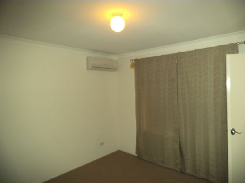 9/11 Herndon Close, Cannington WA 6107