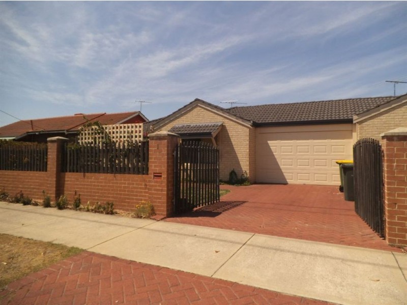 1/12 Stephen Street, Queens Park WA 6107