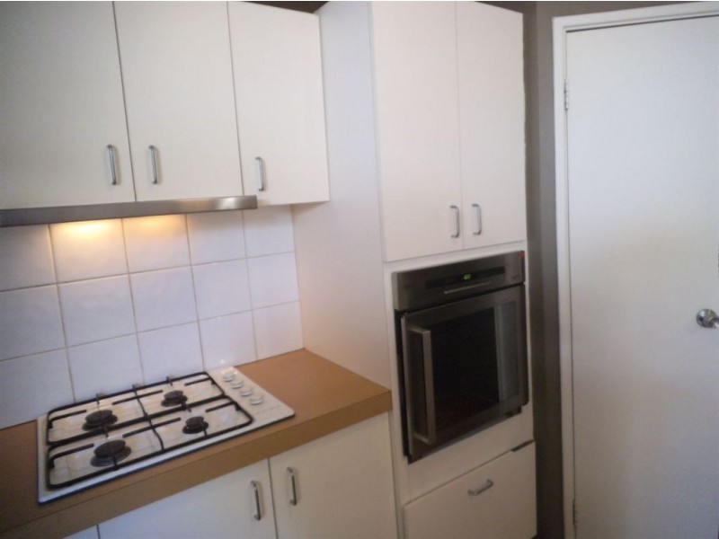 1/12 Stephen Street, Queens Park WA 6107