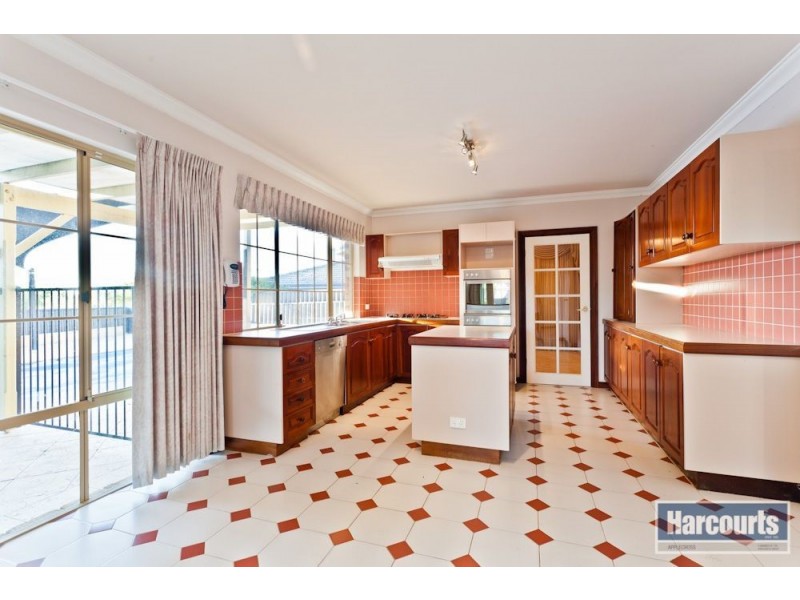 22 Hatherley Parade, Winthrop WA 6150