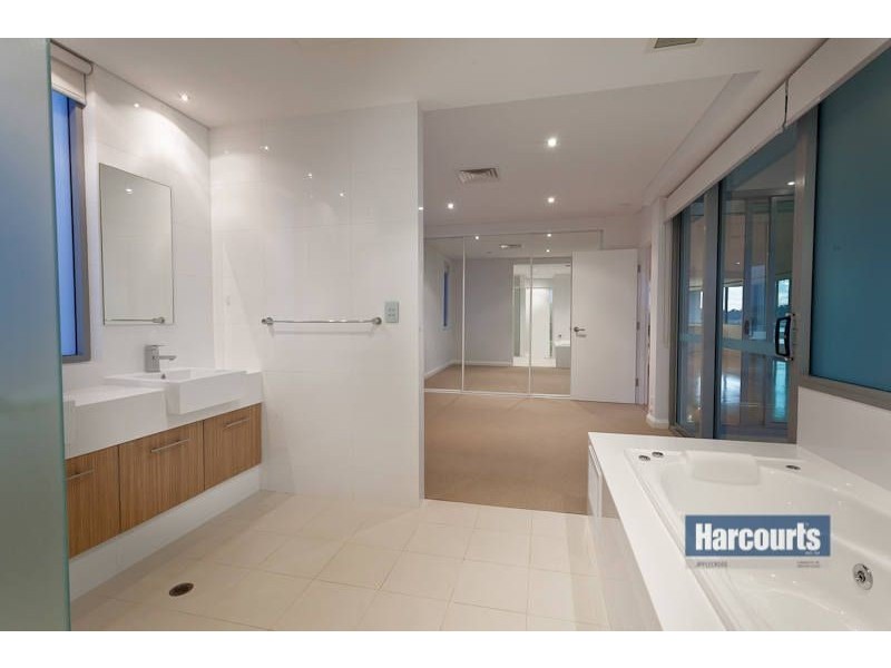 10/4 Scott Street, South Perth WA 6151