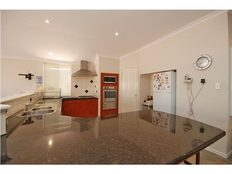 22 Peterborough Circle, North Lake WA 6163