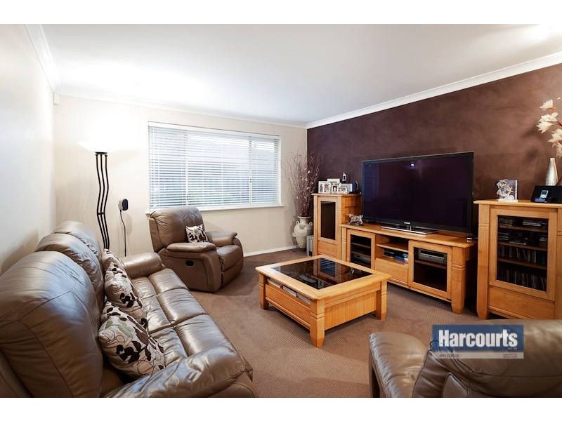 13 McGillivray Gardens, Winthrop WA 6150