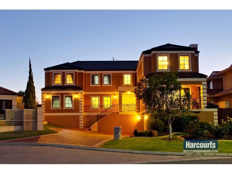 6 Pearce Ridge, Winthrop WA 6150