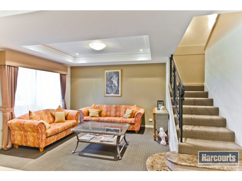 77 Alness St, Ardross WA 6153
