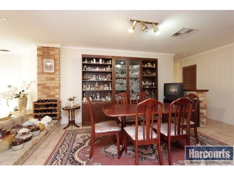 7 Winthrop Drive, Winthrop WA 6150