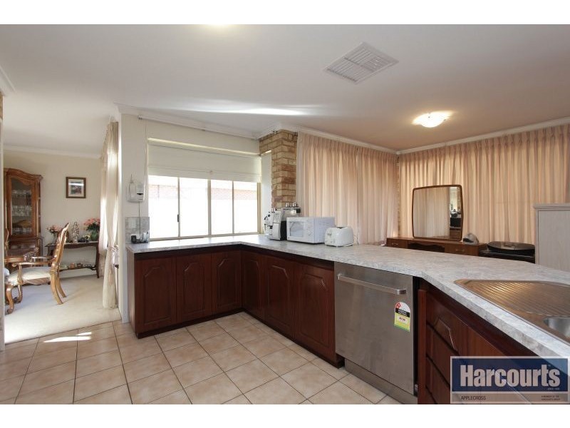 7 Winthrop Drive, Winthrop WA 6150