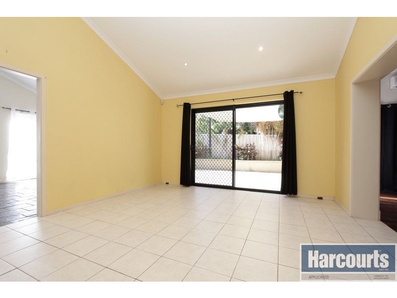 59 Moreing Road, Attadale WA 6156