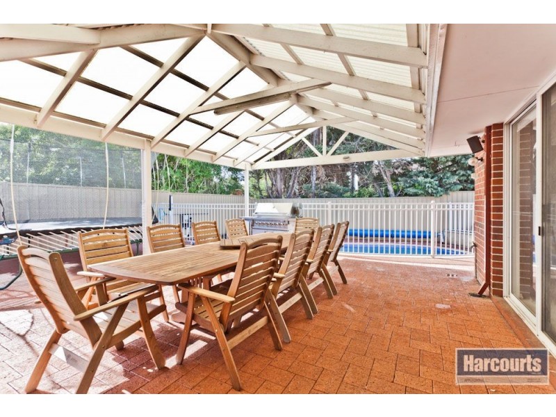 46 Lucraft Gdns, Winthrop WA 6150