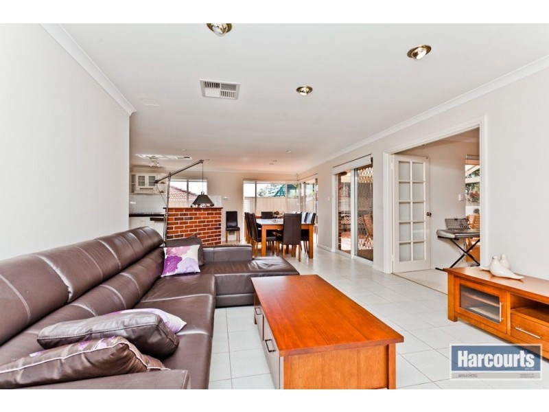 46 Lucraft Gdns, Winthrop WA 6150