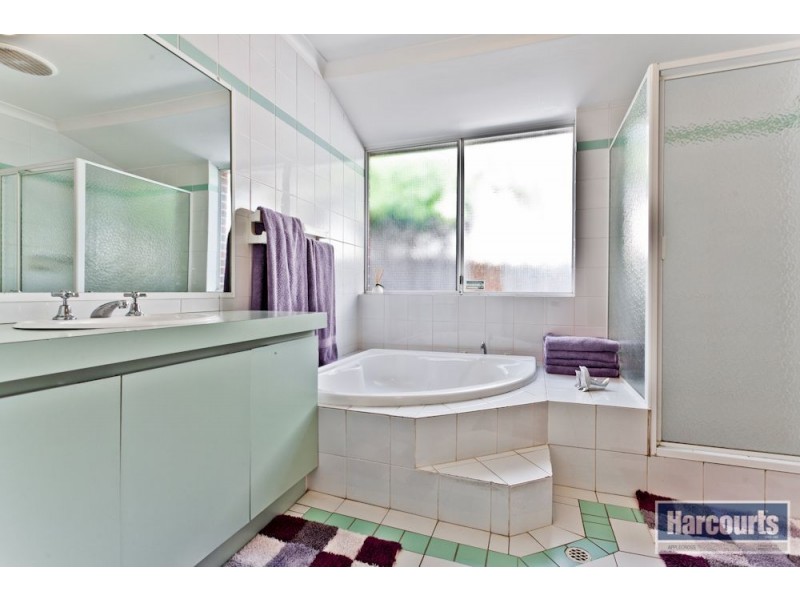 46 Lucraft Gdns, Winthrop WA 6150
